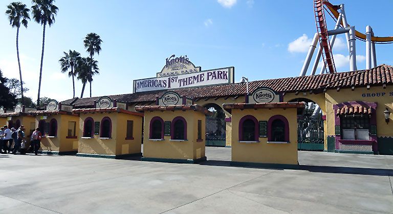 How Knott’s Scary Farm Revitalized an Older Attraction Using Technology