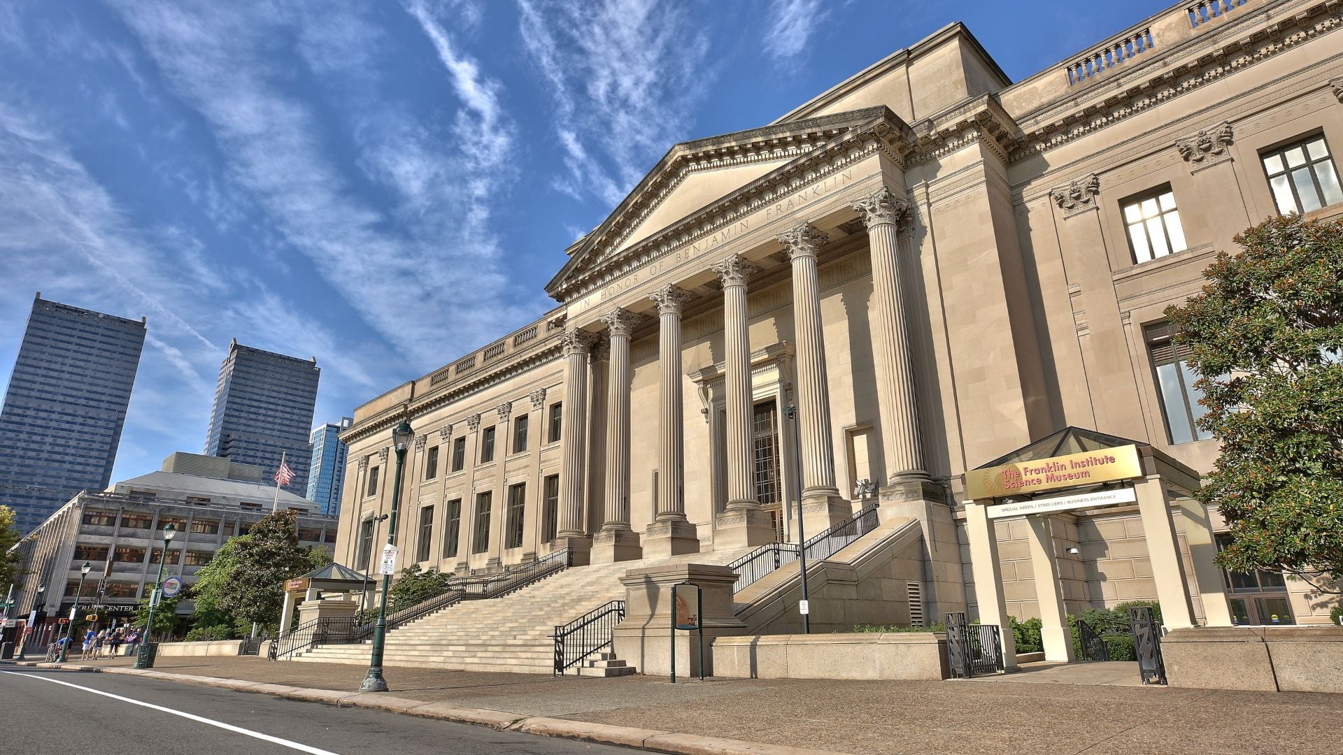 The facade of The Franklin Institute in Philadelphia, host of the world premiere of Star Wars: The Experience beginning February 13, 2027.