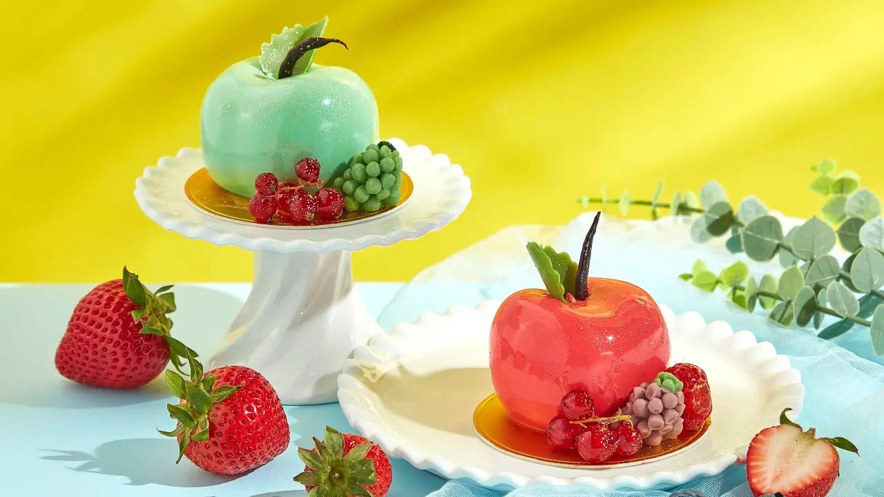 Panda-themed apple desserts at Ocean Park Hong Kong summer birthday celebration